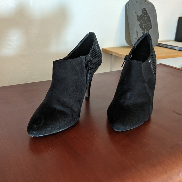 Stylettos, comfortable black boot snake / suede - Picture 2 of 7